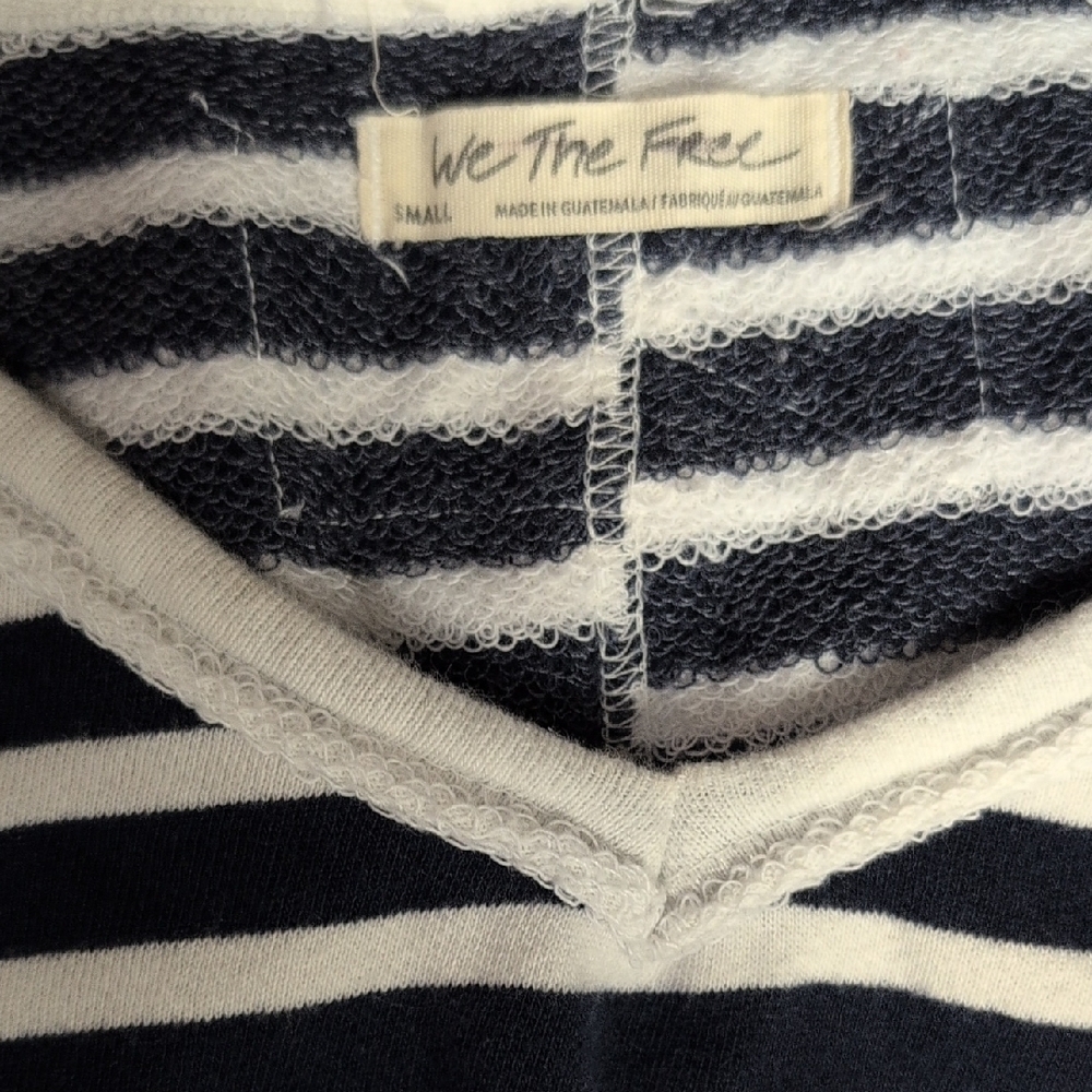 We The Free - Main Squeeze Poncho Top - Picture 3 of 3